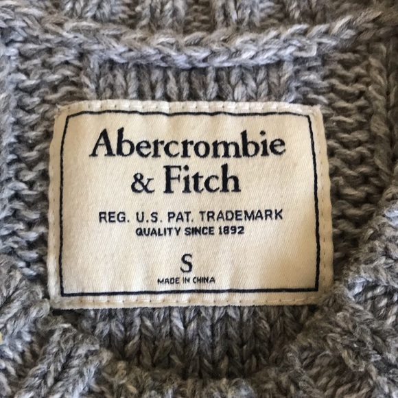 Abercrombie & Fitch Cable Knit Heather Gray Sweater - Picture 2 of 4